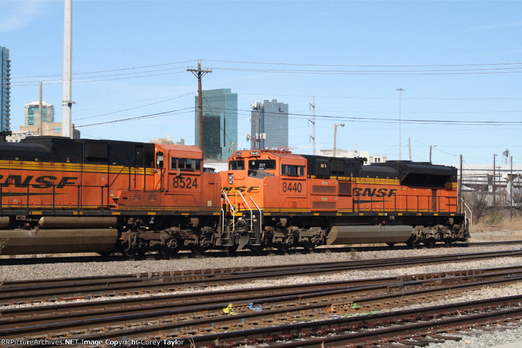 BNSF 8440